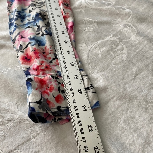 Motherhood Maternity Colorful Allover‎ Floral Print V-Neck Collared Top Small - Picture 10 of 12